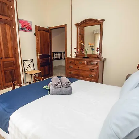 La Maison De La Plage, By Comfortable Luxury וילה קורלחו